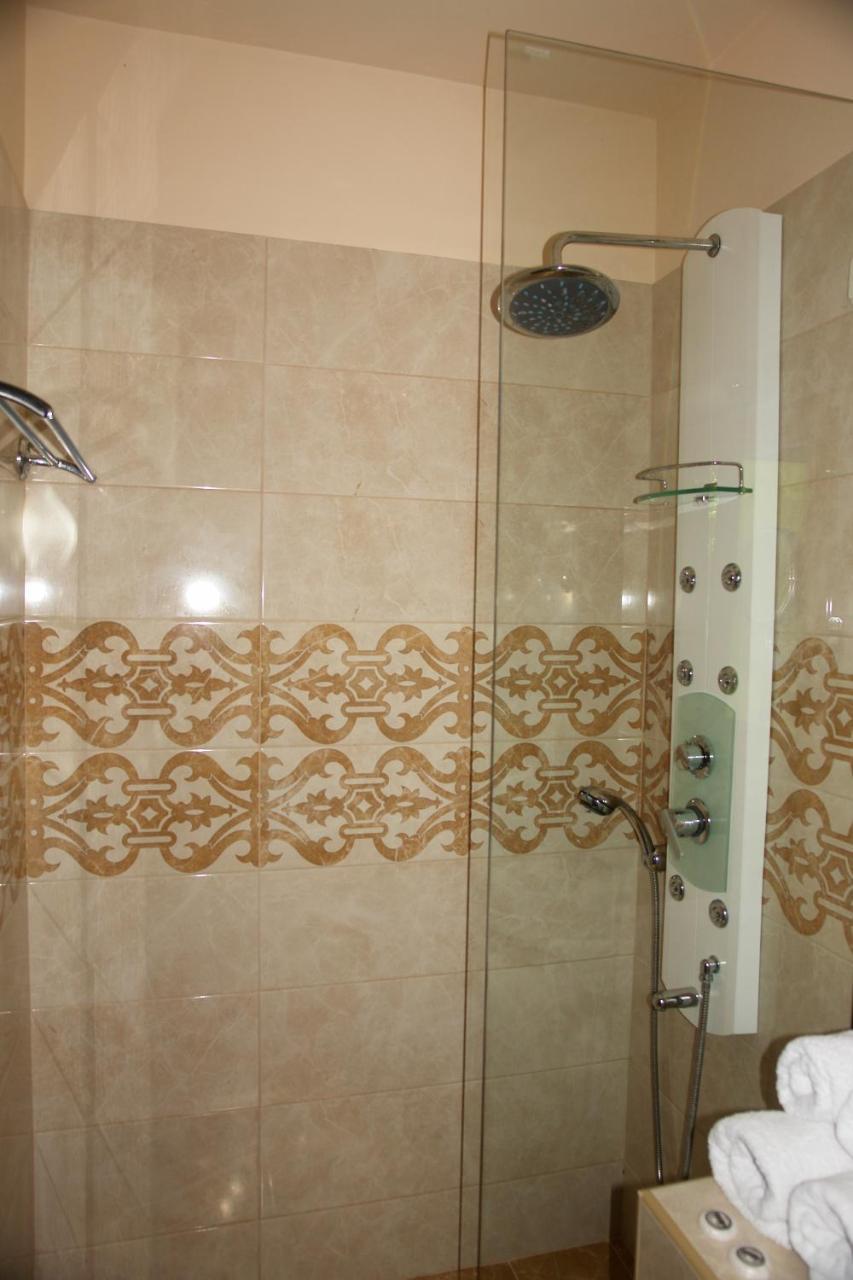 דאסיה Victoria Hill Hotel מראה חיצוני תמונה